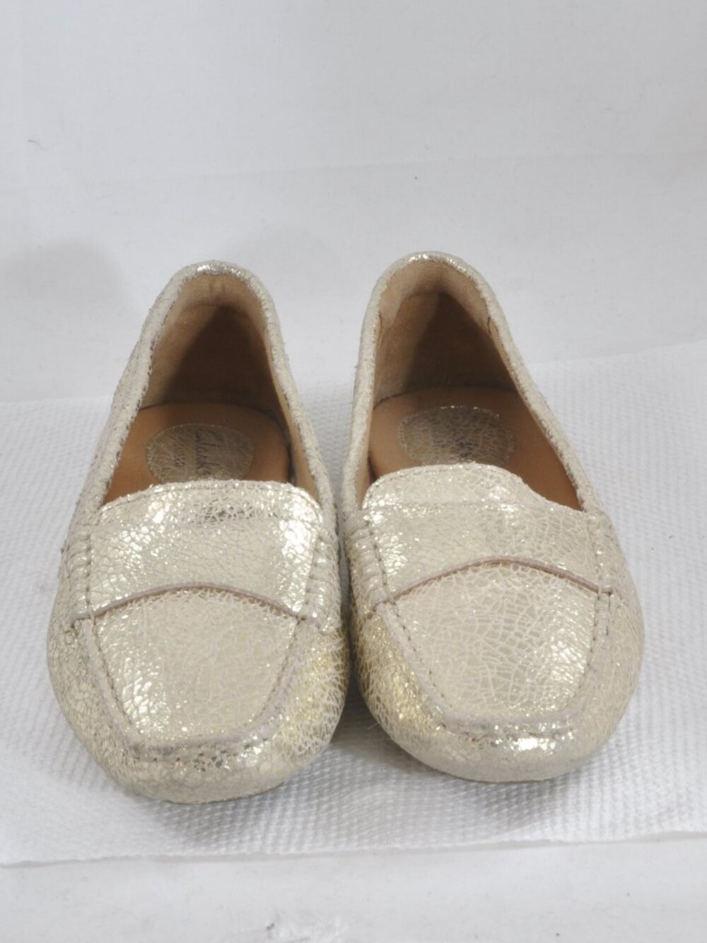 Clarks Artisan Metallic Gold Leather Loafers size 6.5 M